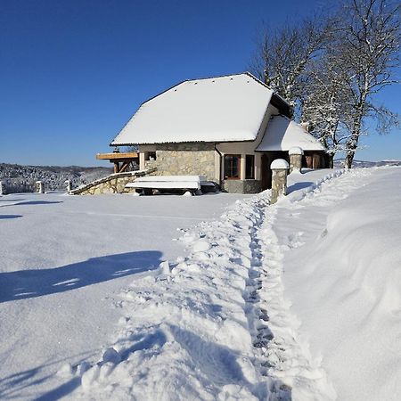 Zerko Holiday Home - Vineyard Chalet With Sauna And Jacuzzi Free Mirna Exterior foto