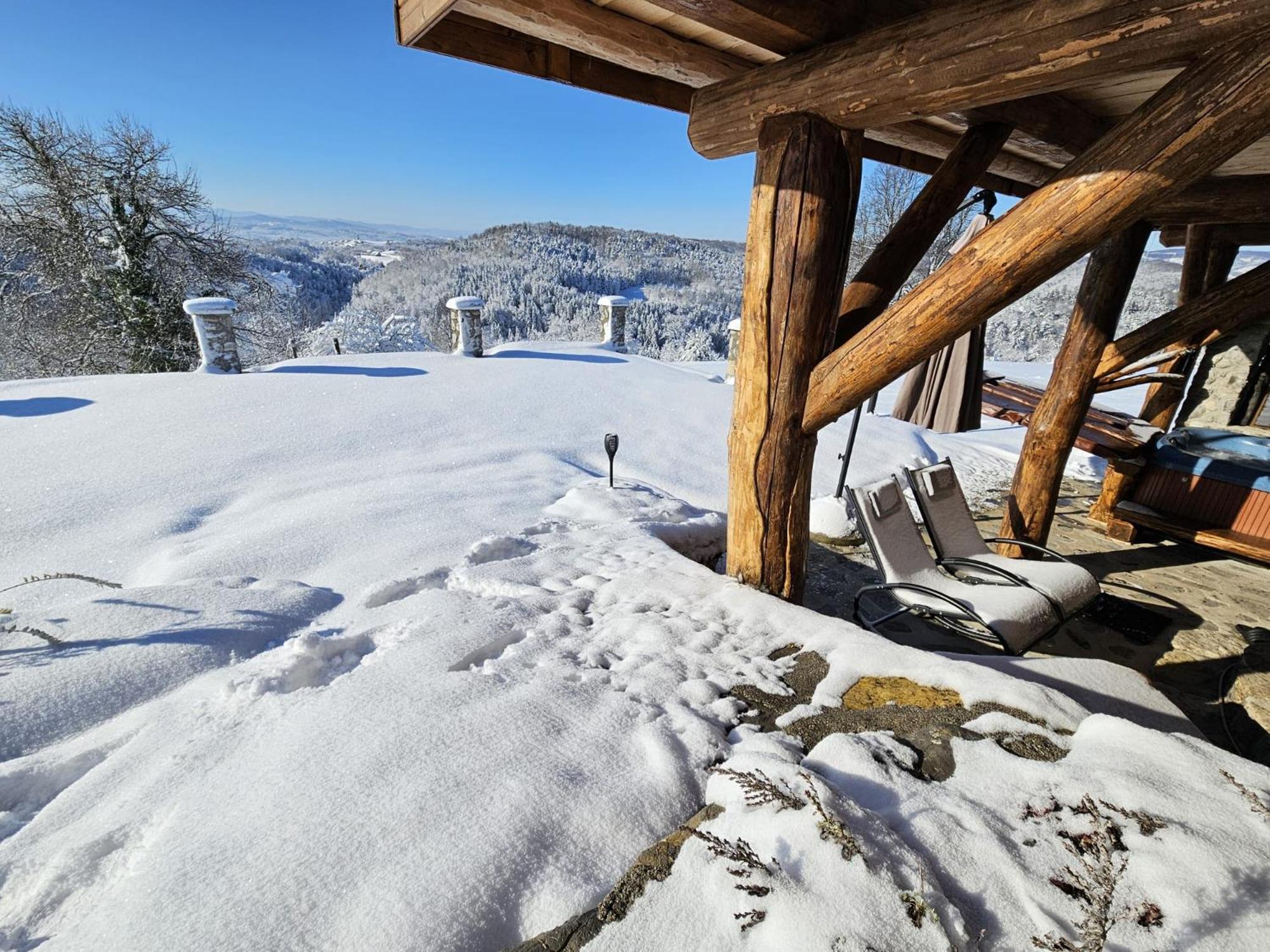 Zerko Holiday Home - Vineyard Chalet With Sauna And Jacuzzi Free Mirna Exterior foto